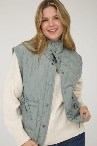 TIE SNAP PUFFER VEST